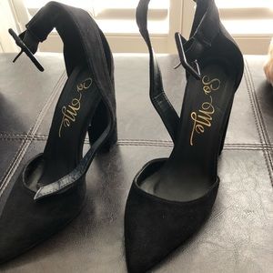 Black high block heel